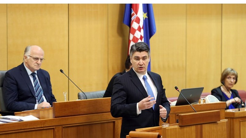 Government seeks extraordinary parliament session
